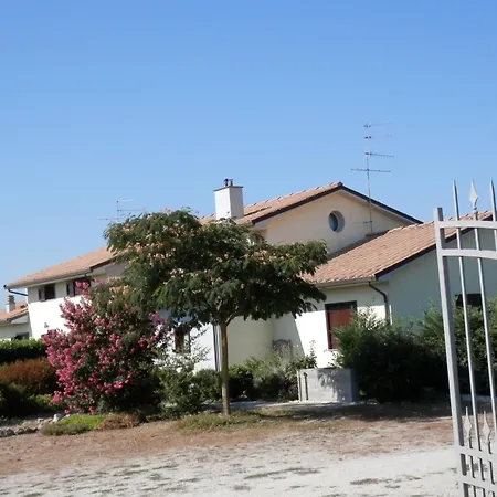 Casa Vacanze Al Melograno Appartamento *